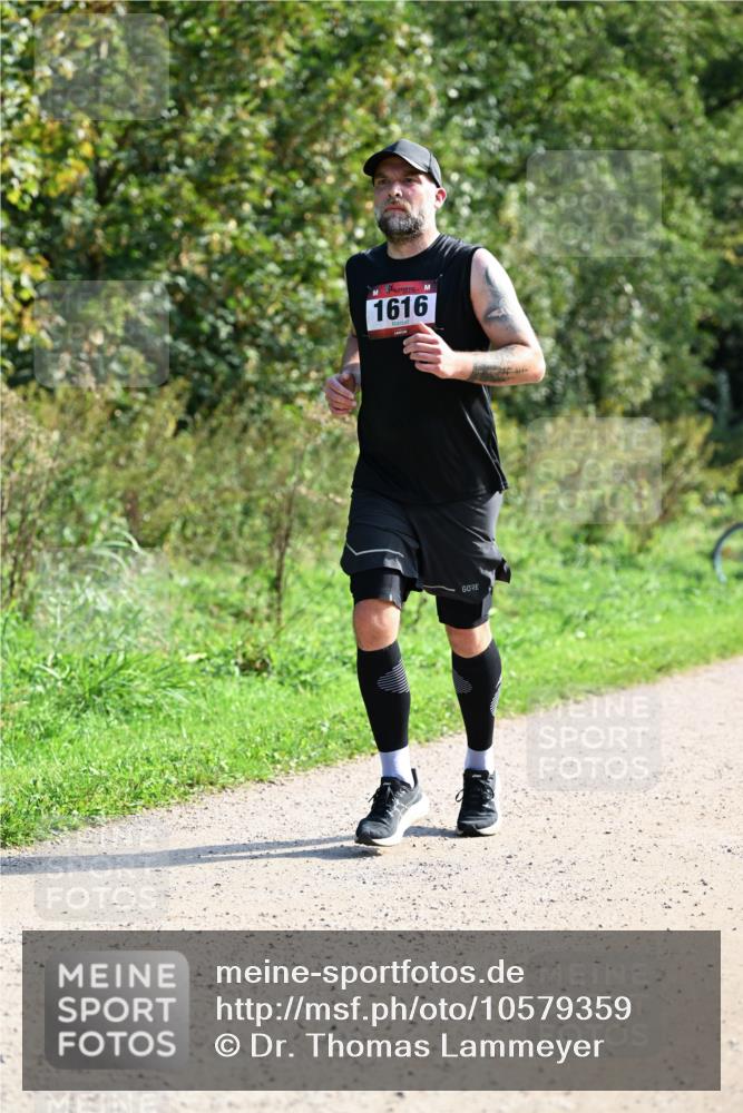 27.09.2026 - 35. Volkslauf durch das schöne Alstertal Dr. Thomas Lammeyer http://msf.ph/oto/10579359 27.09.2026 12:08:25 Laufen 1616 meine-sportfotos.de