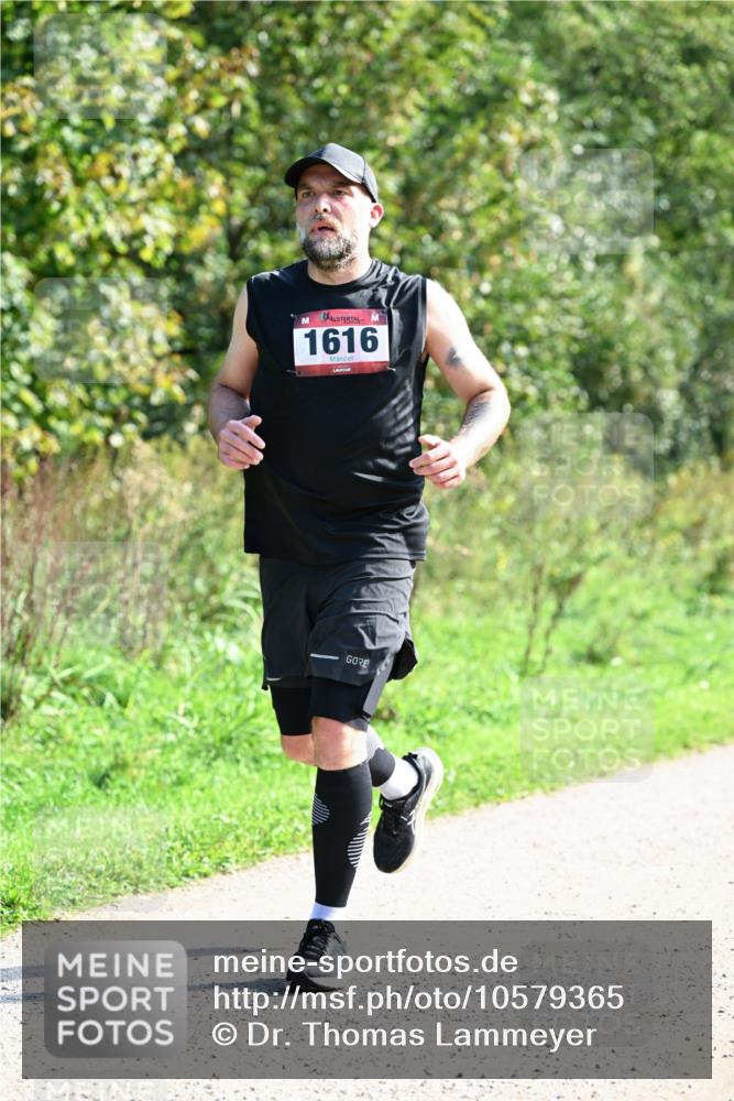 27.09.2026 - 35. Volkslauf durch das schöne Alstertal Dr. Thomas Lammeyer http://msf.ph/oto/10579365 27.09.2026 12:08:26 Laufen 1616 meine-sportfotos.de