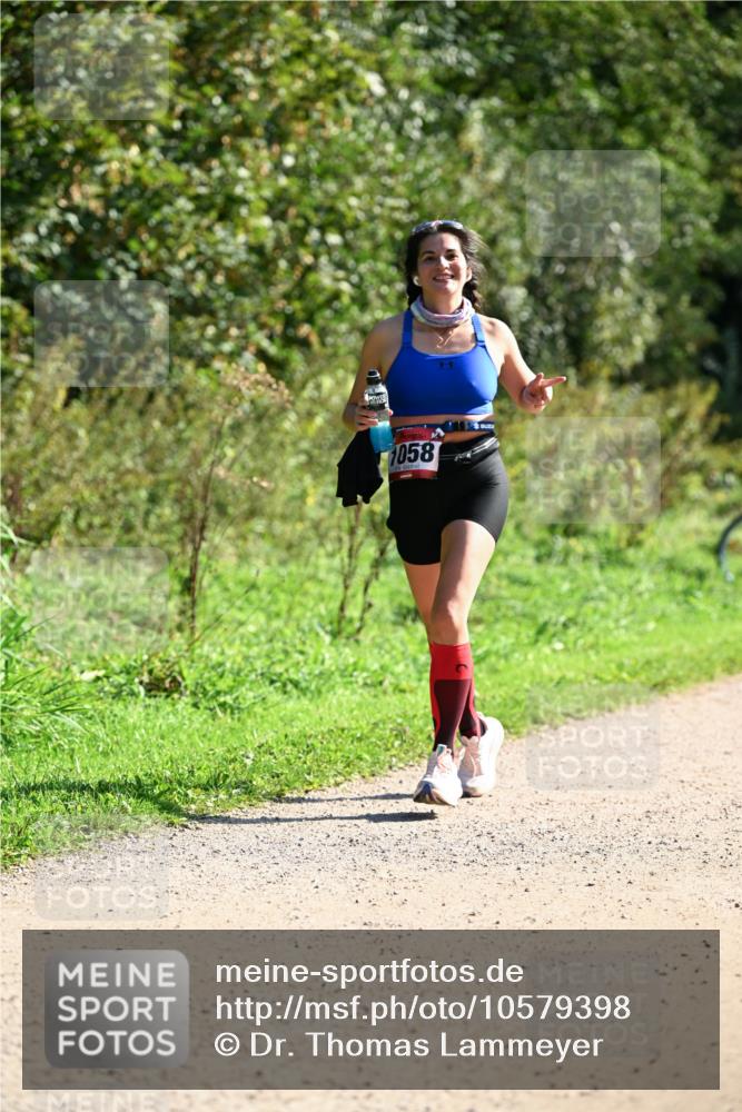 27.09.2026 - 35. Volkslauf durch das schöne Alstertal Dr. Thomas Lammeyer http://msf.ph/oto/10579398 27.09.2026 12:08:45 Laufen 1058, 14 meine-sportfotos.de