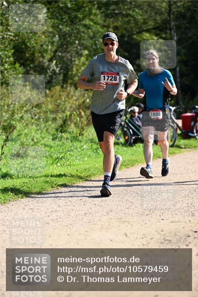27.09.2026 - 35. Volkslauf durch das schöne Alstertal Dr. Thomas Lammeyer http://msf.ph/oto/10579459 27.09.2026 12:09:01 Laufen 1728, 1608 meine-sportfotos.de