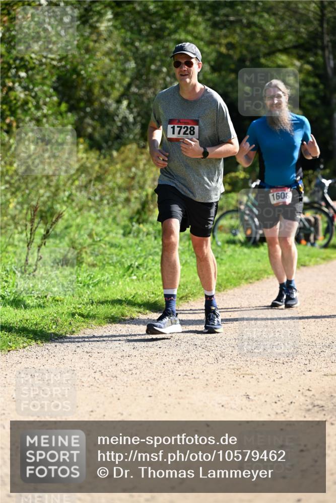 27.09.2026 - 35. Volkslauf durch das schöne Alstertal Dr. Thomas Lammeyer http://msf.ph/oto/10579462 27.09.2026 12:09:01 Laufen 1728, 1608 meine-sportfotos.de