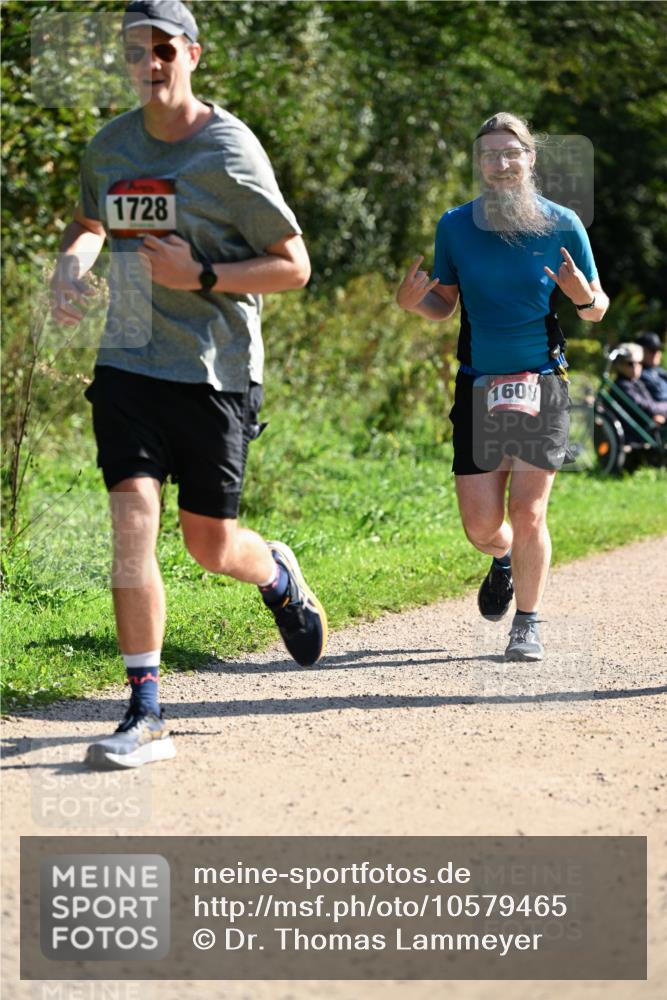 27.09.2026 - 35. Volkslauf durch das schöne Alstertal Dr. Thomas Lammeyer http://msf.ph/oto/10579465 27.09.2026 12:09:02 Laufen 1728, 1609 meine-sportfotos.de