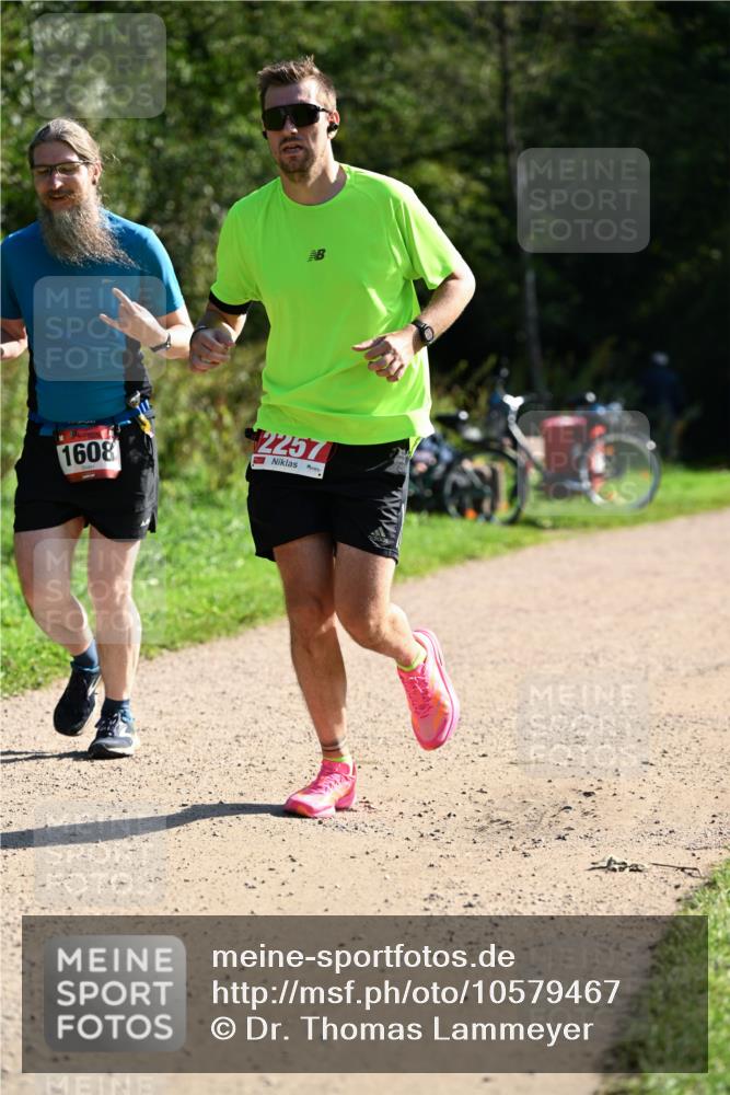 27.09.2026 - 35. Volkslauf durch das schöne Alstertal Dr. Thomas Lammeyer http://msf.ph/oto/10579467 27.09.2026 12:09:03 Laufen 1608, 2257 meine-sportfotos.de