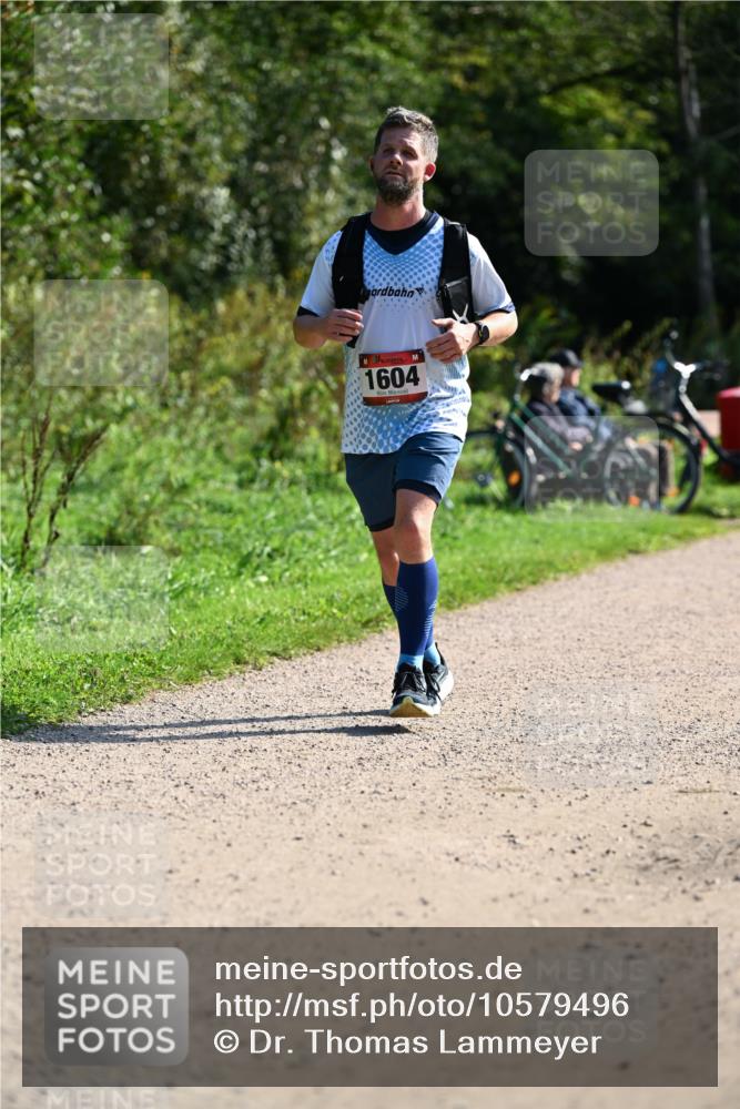 27.09.2026 - 35. Volkslauf durch das schöne Alstertal Dr. Thomas Lammeyer http://msf.ph/oto/10579496 27.09.2026 12:09:19 Laufen 1604 meine-sportfotos.de