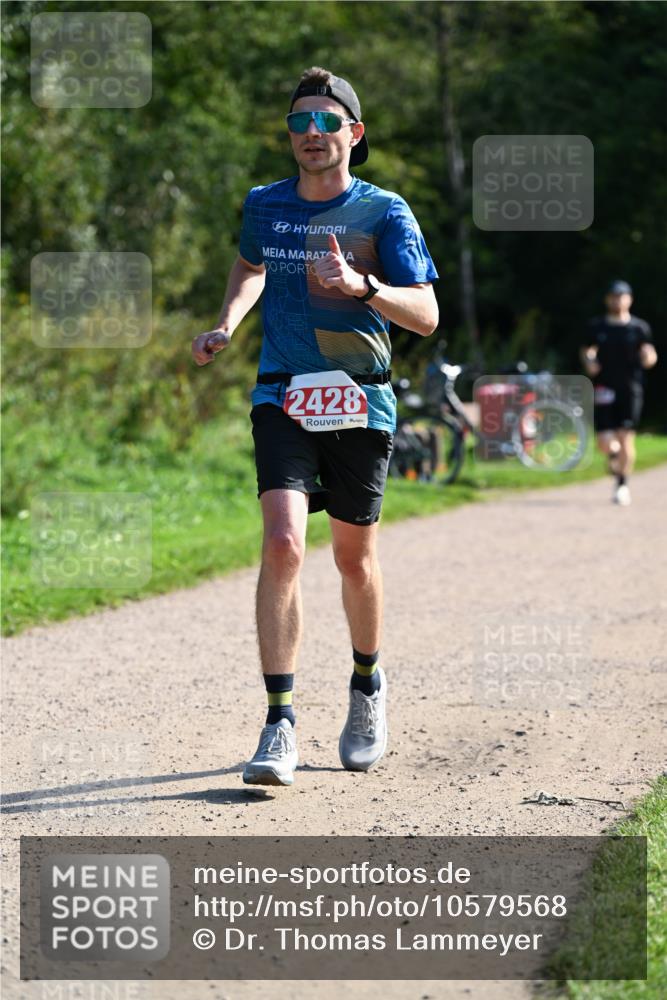 27.09.2026 - 35. Volkslauf durch das schöne Alstertal Dr. Thomas Lammeyer http://msf.ph/oto/10579568 27.09.2026 12:09:47 Laufen 2428 meine-sportfotos.de