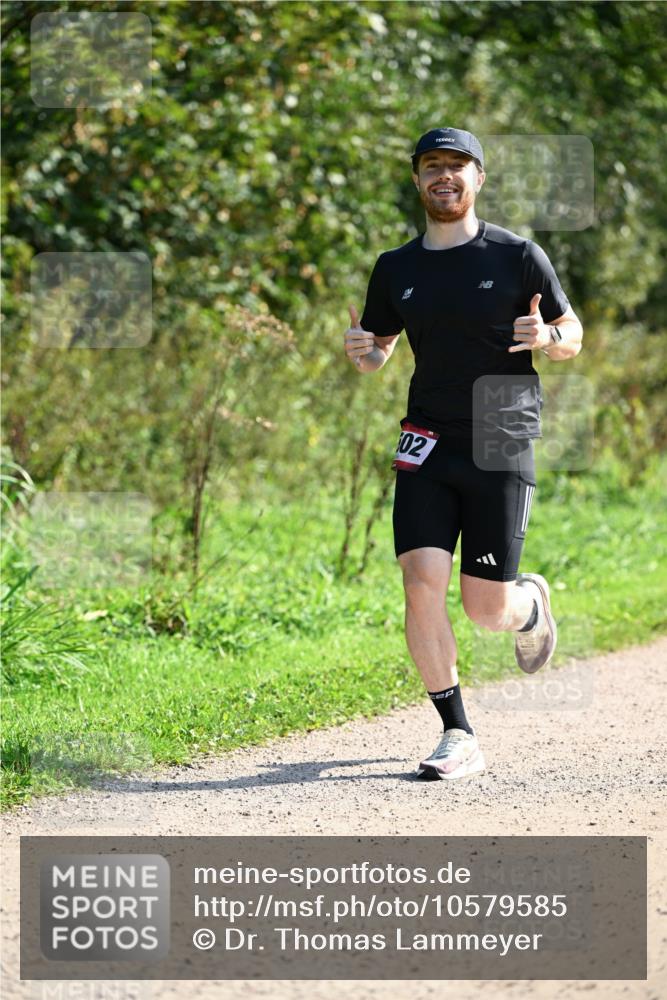 27.09.2026 - 35. Volkslauf durch das schöne Alstertal Dr. Thomas Lammeyer http://msf.ph/oto/10579585 27.09.2026 12:09:52 Laufen 02 meine-sportfotos.de