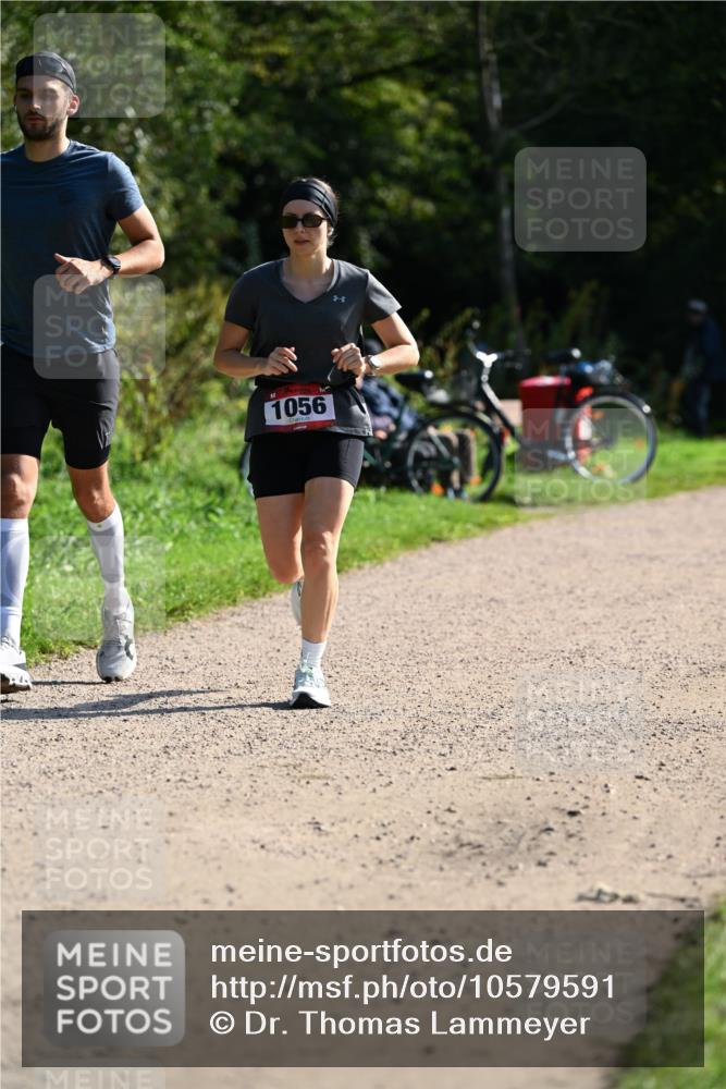 27.09.2026 - 35. Volkslauf durch das schöne Alstertal Dr. Thomas Lammeyer http://msf.ph/oto/10579591 27.09.2026 12:09:55 Laufen 1056 meine-sportfotos.de