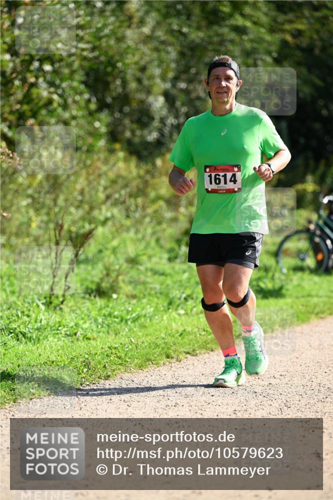 27.09.2026 - 35. Volkslauf durch das schöne Alstertal Dr. Thomas Lammeyer http://msf.ph/oto/10579623 27.09.2026 12:10:06 Laufen 1614 meine-sportfotos.de
