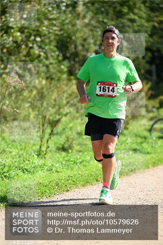 27.09.2026 - 35. Volkslauf durch das schöne Alstertal Dr. Thomas Lammeyer http://msf.ph/oto/10579626 27.09.2026 12:10:06 Laufen 1614 meine-sportfotos.de