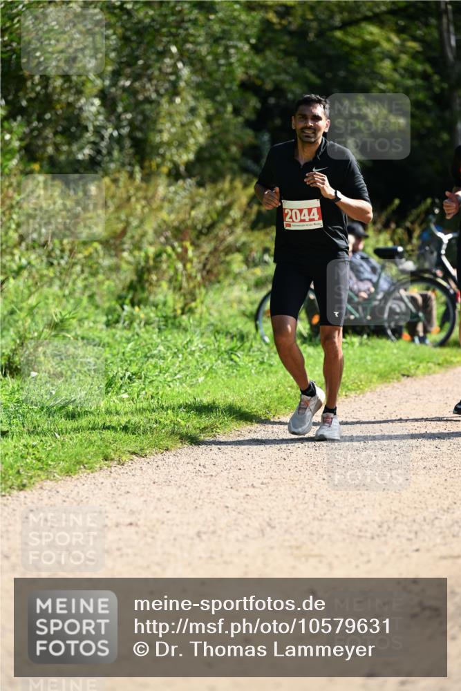 27.09.2026 - 35. Volkslauf durch das schöne Alstertal Dr. Thomas Lammeyer http://msf.ph/oto/10579631 27.09.2026 12:10:08 Laufen 2044 meine-sportfotos.de