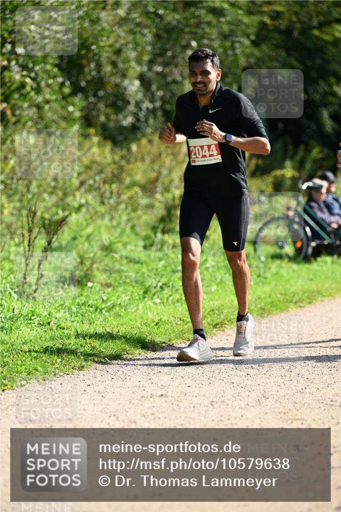 27.09.2026 - 35. Volkslauf durch das schöne Alstertal Dr. Thomas Lammeyer http://msf.ph/oto/10579638 27.09.2026 12:10:09 Laufen 2044 meine-sportfotos.de