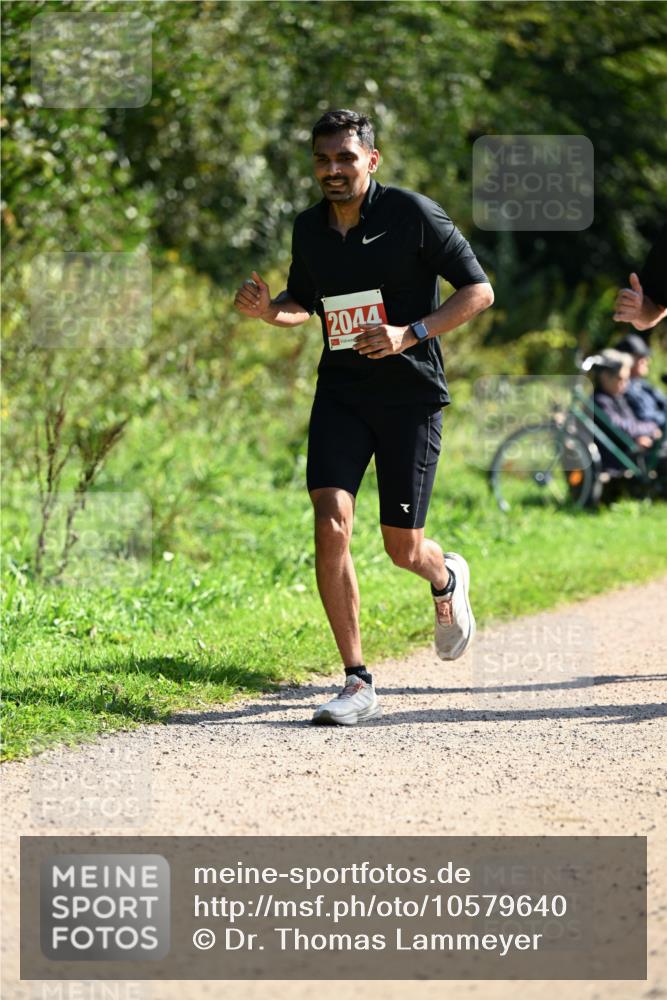 27.09.2026 - 35. Volkslauf durch das schöne Alstertal Dr. Thomas Lammeyer http://msf.ph/oto/10579640 27.09.2026 12:10:09 Laufen 2044 meine-sportfotos.de