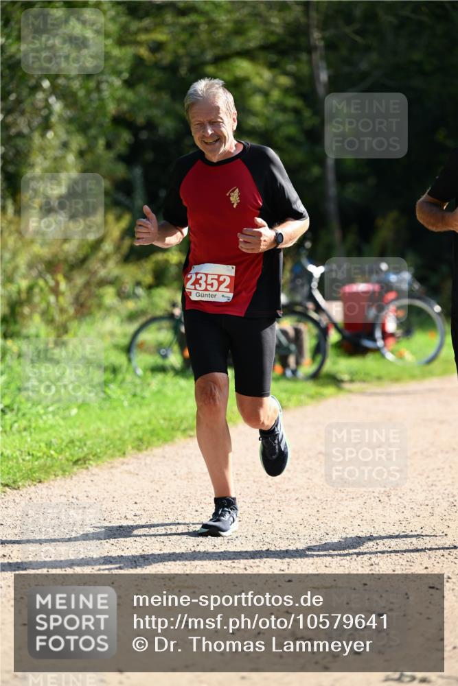 27.09.2026 - 35. Volkslauf durch das schöne Alstertal Dr. Thomas Lammeyer http://msf.ph/oto/10579641 27.09.2026 12:10:10 Laufen 2352 meine-sportfotos.de