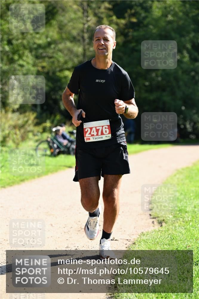 27.09.2026 - 35. Volkslauf durch das schöne Alstertal Dr. Thomas Lammeyer http://msf.ph/oto/10579645 27.09.2026 12:10:11 Laufen 2476 meine-sportfotos.de
