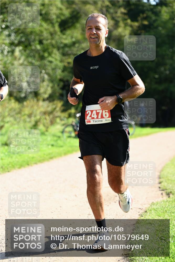 27.09.2026 - 35. Volkslauf durch das schöne Alstertal Dr. Thomas Lammeyer http://msf.ph/oto/10579649 27.09.2026 12:10:11 Laufen 2476 meine-sportfotos.de