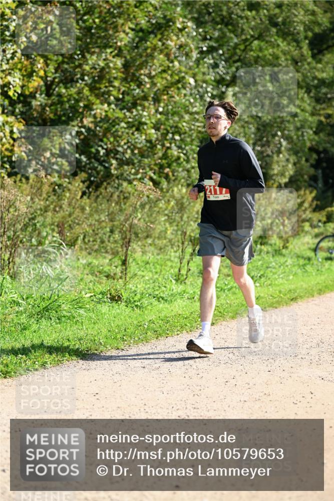 27.09.2026 - 35. Volkslauf durch das schöne Alstertal Dr. Thomas Lammeyer http://msf.ph/oto/10579653 27.09.2026 12:10:15 Laufen  meine-sportfotos.de