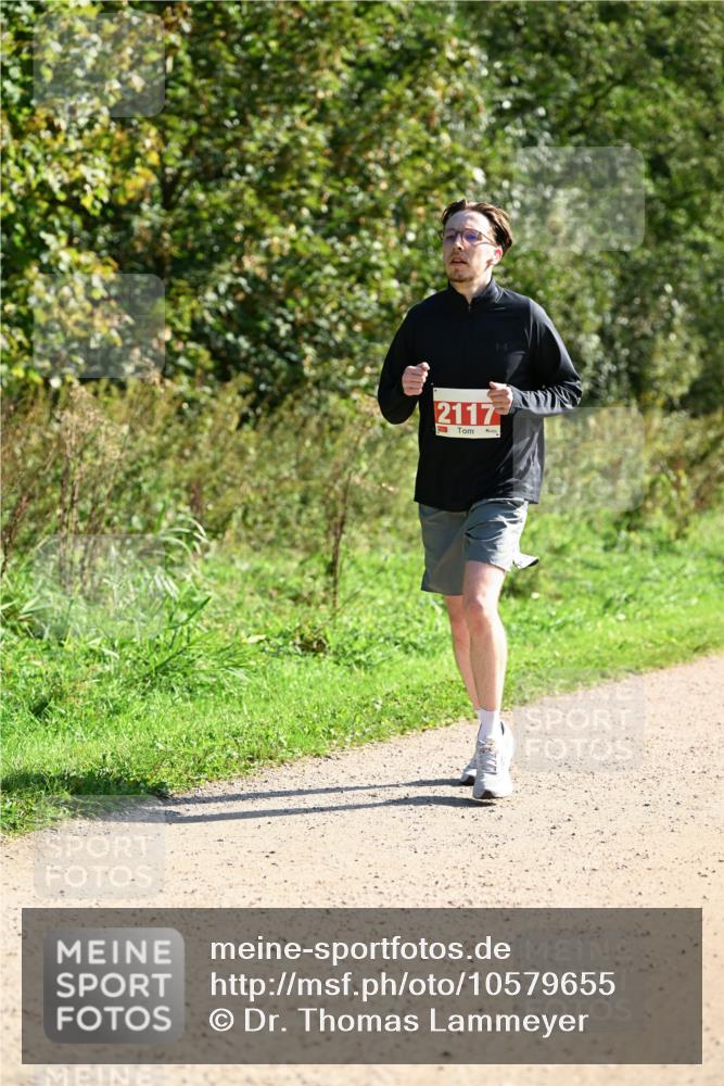 27.09.2026 - 35. Volkslauf durch das schöne Alstertal Dr. Thomas Lammeyer http://msf.ph/oto/10579655 27.09.2026 12:10:15 Laufen 2117 meine-sportfotos.de