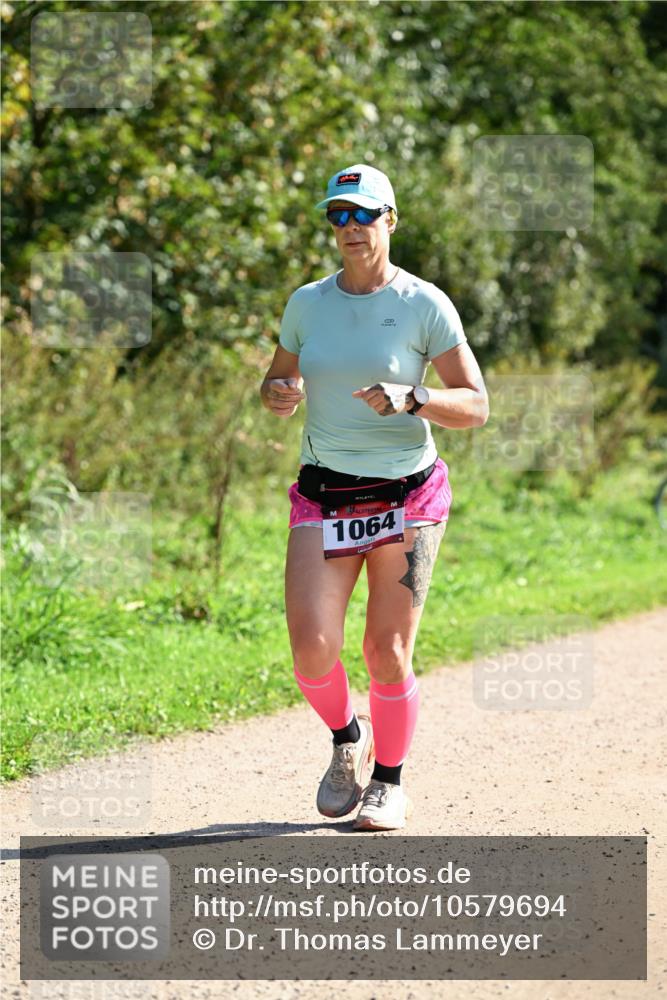 27.09.2026 - 35. Volkslauf durch das schöne Alstertal Dr. Thomas Lammeyer http://msf.ph/oto/10579694 27.09.2026 12:10:53 Laufen 1064 meine-sportfotos.de