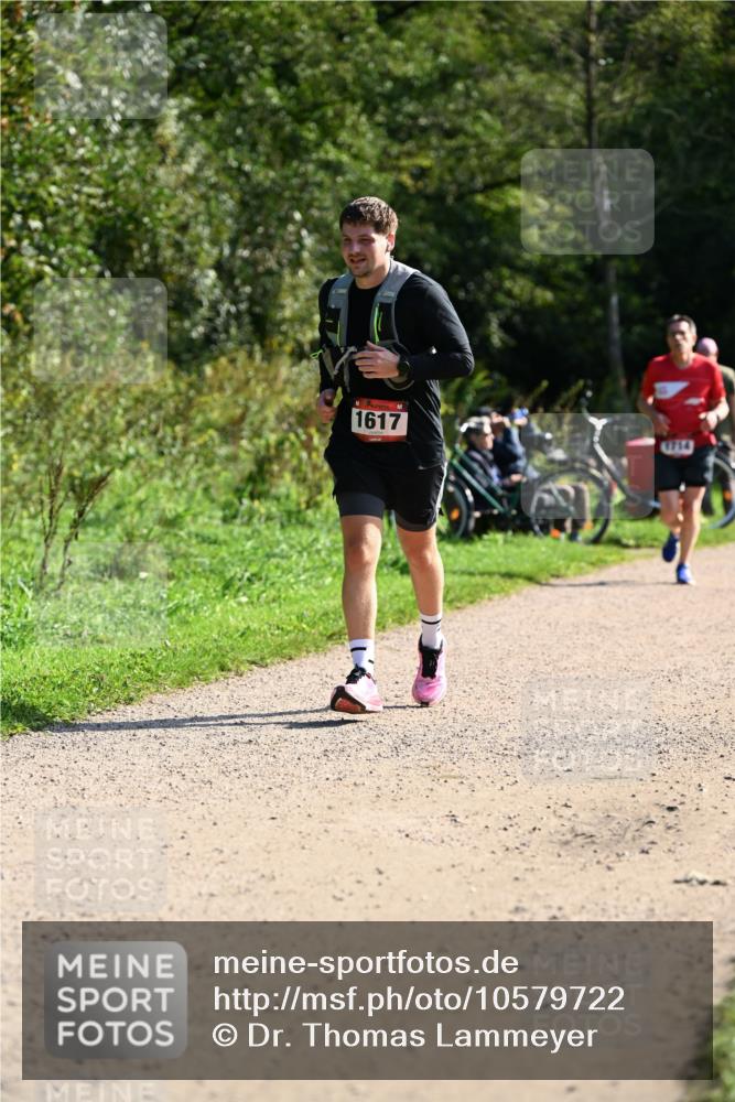 27.09.2026 - 35. Volkslauf durch das schöne Alstertal Dr. Thomas Lammeyer http://msf.ph/oto/10579722 27.09.2026 12:11:03 Laufen 1617, 1714 meine-sportfotos.de