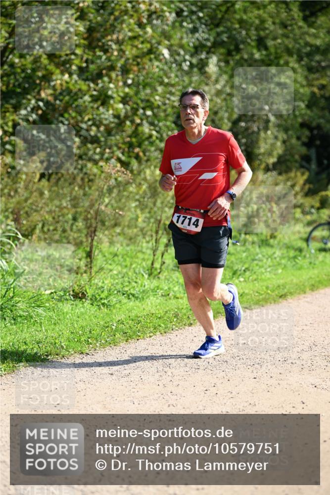 27.09.2026 - 35. Volkslauf durch das schöne Alstertal Dr. Thomas Lammeyer http://msf.ph/oto/10579751 27.09.2026 12:11:07 Laufen 1714 meine-sportfotos.de