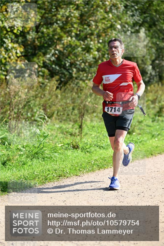 27.09.2026 - 35. Volkslauf durch das schöne Alstertal Dr. Thomas Lammeyer http://msf.ph/oto/10579754 27.09.2026 12:11:08 Laufen 1714 meine-sportfotos.de