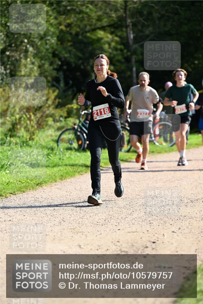27.09.2026 - 35. Volkslauf durch das schöne Alstertal Dr. Thomas Lammeyer http://msf.ph/oto/10579757 27.09.2026 12:11:11 Laufen 2118 meine-sportfotos.de