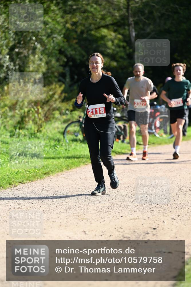 27.09.2026 - 35. Volkslauf durch das schöne Alstertal Dr. Thomas Lammeyer http://msf.ph/oto/10579758 27.09.2026 12:11:11 Laufen 2118 meine-sportfotos.de