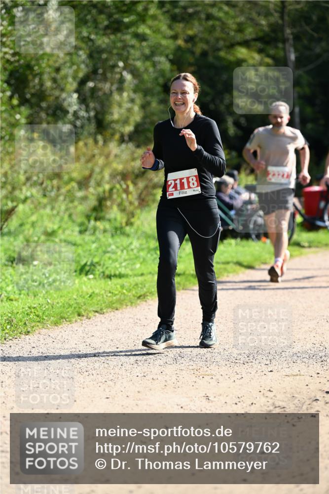 27.09.2026 - 35. Volkslauf durch das schöne Alstertal Dr. Thomas Lammeyer http://msf.ph/oto/10579762 27.09.2026 12:11:11 Laufen 2118 meine-sportfotos.de