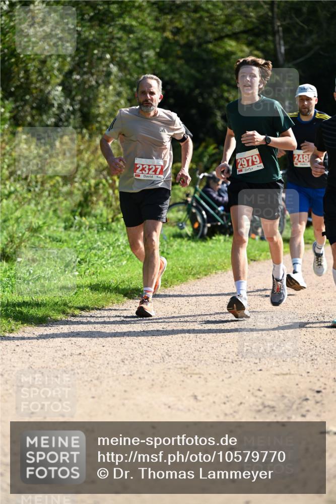 27.09.2026 - 35. Volkslauf durch das schöne Alstertal Dr. Thomas Lammeyer http://msf.ph/oto/10579770 27.09.2026 12:11:13 Laufen 2327, 2979, 248 meine-sportfotos.de