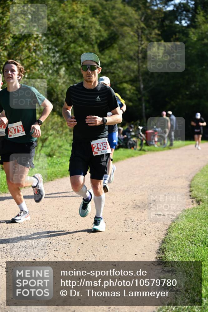 27.09.2026 - 35. Volkslauf durch das schöne Alstertal Dr. Thomas Lammeyer http://msf.ph/oto/10579780 27.09.2026 12:11:15 Laufen 2979, 295 meine-sportfotos.de