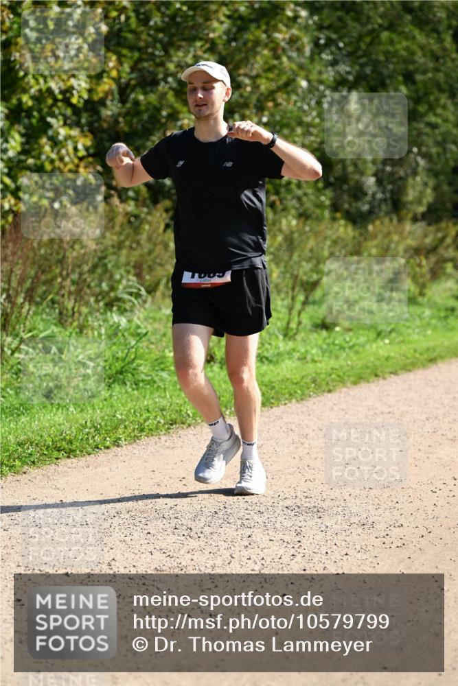 27.09.2026 - 35. Volkslauf durch das schöne Alstertal Dr. Thomas Lammeyer http://msf.ph/oto/10579799 27.09.2026 12:11:22 Laufen  meine-sportfotos.de