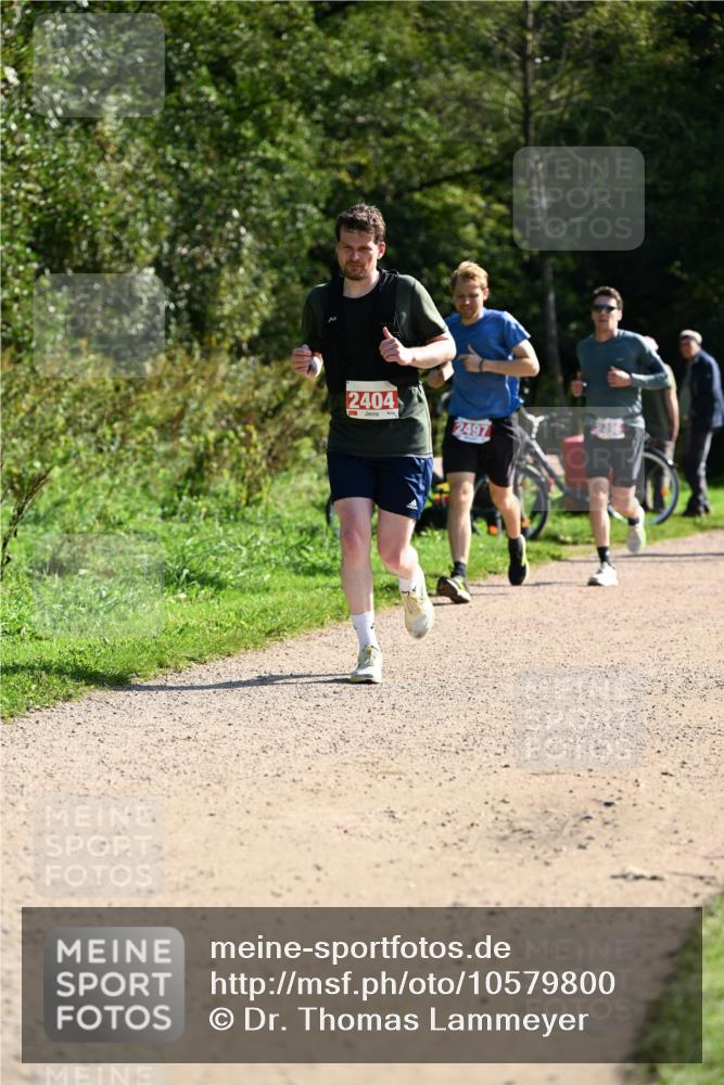 27.09.2026 - 35. Volkslauf durch das schöne Alstertal Dr. Thomas Lammeyer http://msf.ph/oto/10579800 27.09.2026 12:11:26 Laufen 2404, 2497 meine-sportfotos.de