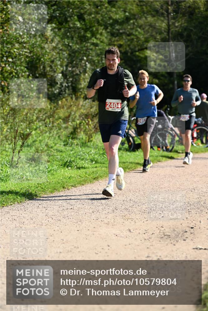 27.09.2026 - 35. Volkslauf durch das schöne Alstertal Dr. Thomas Lammeyer http://msf.ph/oto/10579804 27.09.2026 12:11:27 Laufen 2404, 2497 meine-sportfotos.de