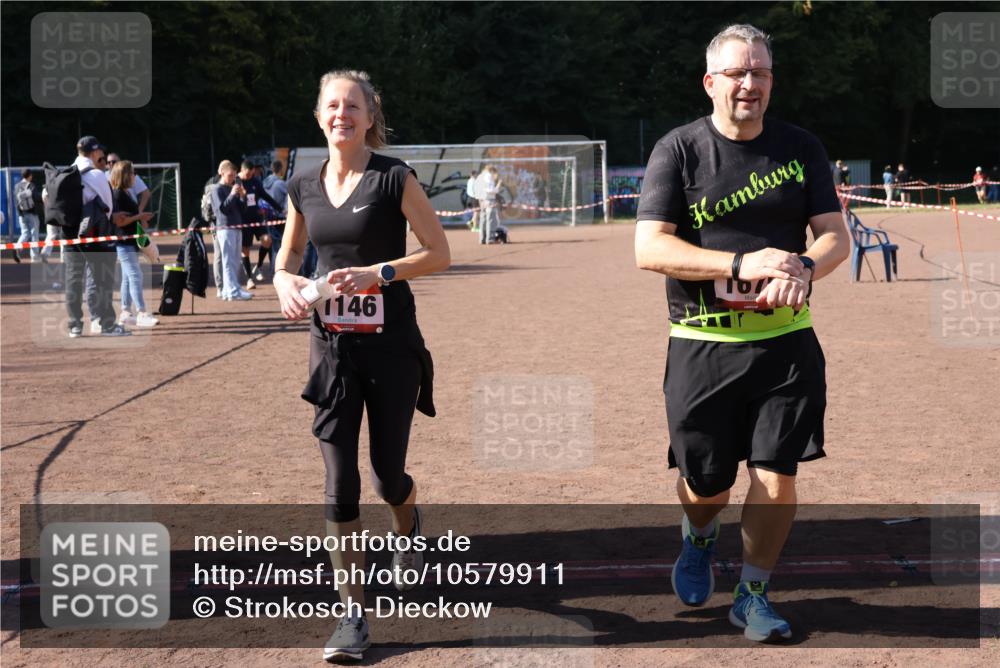 27.09.2026 - 35. Volkslauf durch das schöne Alstertal Strokosch-Dieckow http://msf.ph/oto/10579911 27.09.2026 12:53:10 Ziel 1146, 1675 meine-sportfotos.de