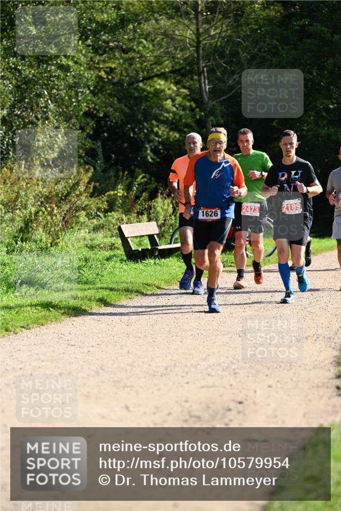27.09.2026 - 35. Volkslauf durch das schöne Alstertal Dr. Thomas Lammeyer http://msf.ph/oto/10579954 27.09.2026 12:12:25 Laufen 2473, 2189, 1626 meine-sportfotos.de
