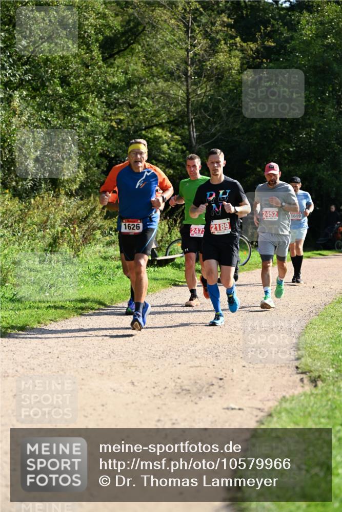 27.09.2026 - 35. Volkslauf durch das schöne Alstertal Dr. Thomas Lammeyer http://msf.ph/oto/10579966 27.09.2026 12:12:26 Laufen 1626, 247, 2189, 2452, 1619 meine-sportfotos.de