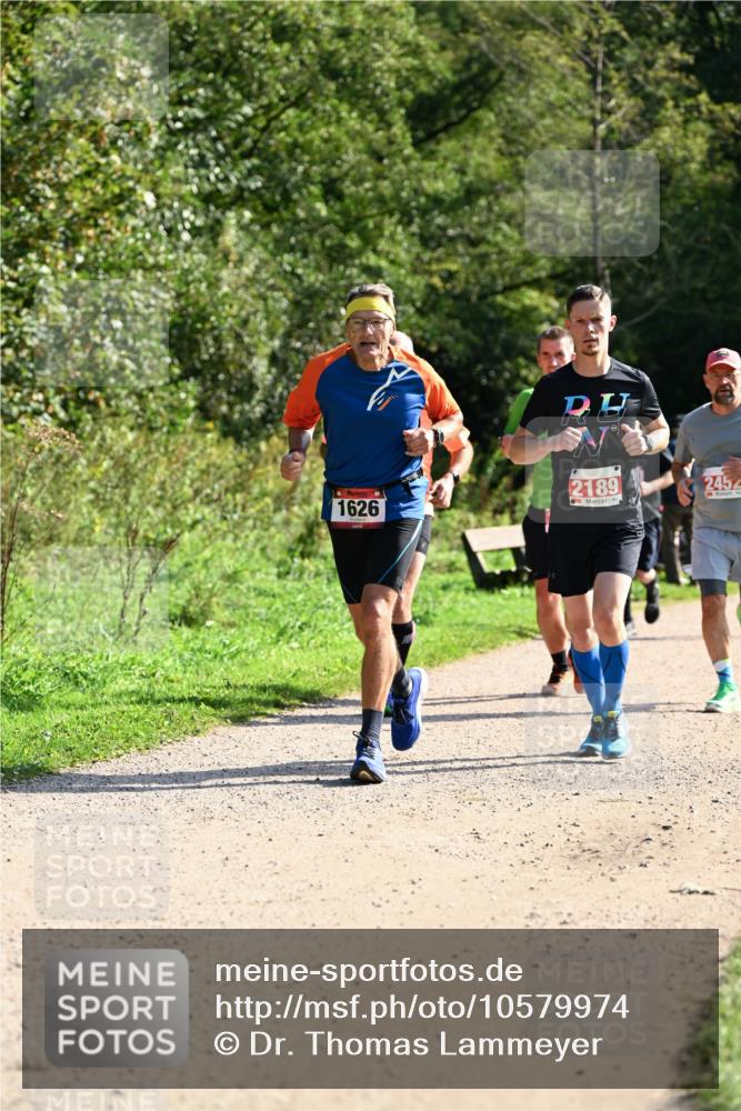 27.09.2026 - 35. Volkslauf durch das schöne Alstertal Dr. Thomas Lammeyer http://msf.ph/oto/10579974 27.09.2026 12:12:27 Laufen 1626, 2189, 2452 meine-sportfotos.de