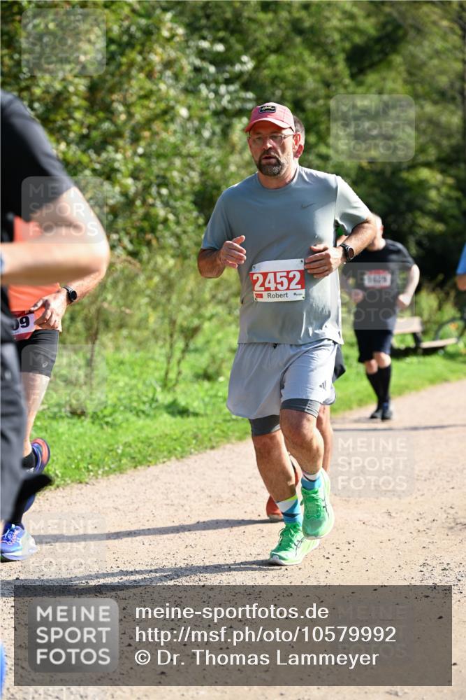 27.09.2026 - 35. Volkslauf durch das schöne Alstertal Dr. Thomas Lammeyer http://msf.ph/oto/10579992 27.09.2026 12:12:29 Laufen 09, 2452 meine-sportfotos.de