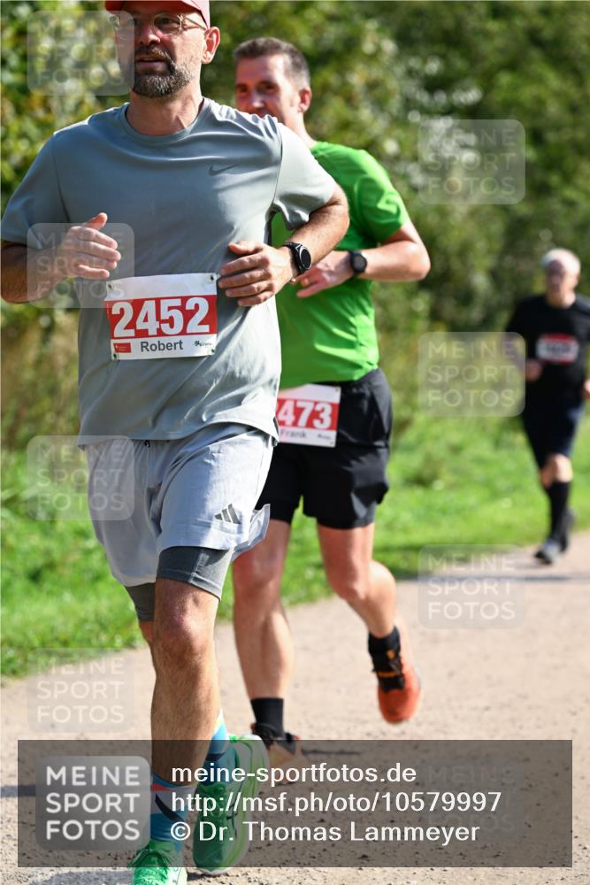 27.09.2026 - 35. Volkslauf durch das schöne Alstertal Dr. Thomas Lammeyer http://msf.ph/oto/10579997 27.09.2026 12:12:30 Laufen 2452, 473 meine-sportfotos.de