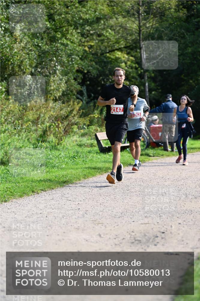 27.09.2026 - 35. Volkslauf durch das schöne Alstertal Dr. Thomas Lammeyer http://msf.ph/oto/10580013 27.09.2026 12:12:34 Laufen 2147, 43 meine-sportfotos.de