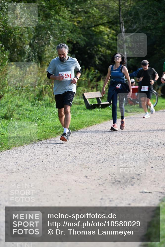 27.09.2026 - 35. Volkslauf durch das schöne Alstertal Dr. Thomas Lammeyer http://msf.ph/oto/10580029 27.09.2026 12:12:36 Laufen 43, 2472 meine-sportfotos.de