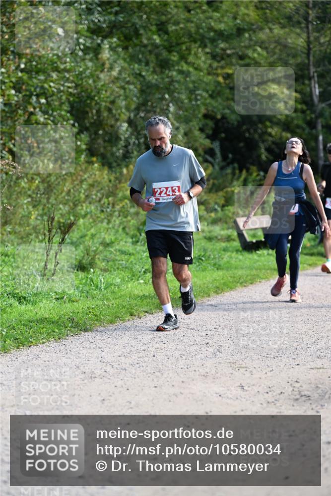 27.09.2026 - 35. Volkslauf durch das schöne Alstertal Dr. Thomas Lammeyer http://msf.ph/oto/10580034 27.09.2026 12:12:37 Laufen 2243 meine-sportfotos.de