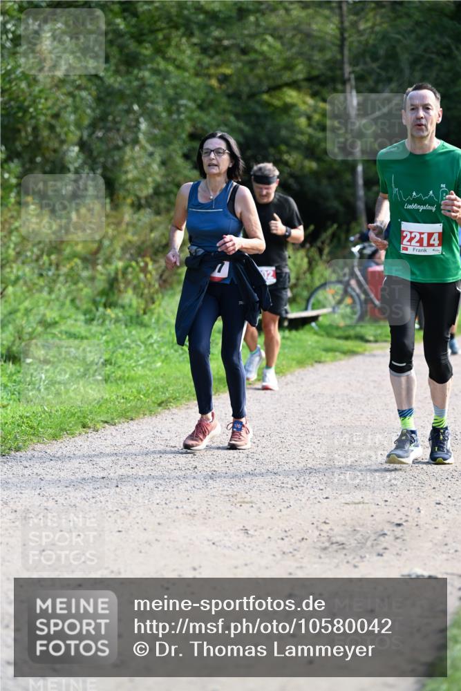 27.09.2026 - 35. Volkslauf durch das schöne Alstertal Dr. Thomas Lammeyer http://msf.ph/oto/10580042 27.09.2026 12:12:38 Laufen 2214 meine-sportfotos.de