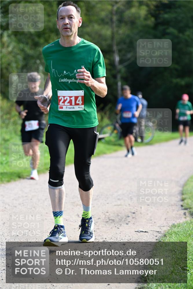 27.09.2026 - 35. Volkslauf durch das schöne Alstertal Dr. Thomas Lammeyer http://msf.ph/oto/10580051 27.09.2026 12:12:39 Laufen 2214 meine-sportfotos.de