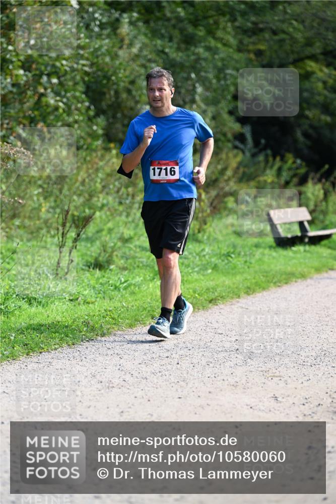 27.09.2026 - 35. Volkslauf durch das schöne Alstertal Dr. Thomas Lammeyer http://msf.ph/oto/10580060 27.09.2026 12:12:43 Laufen 1716 meine-sportfotos.de
