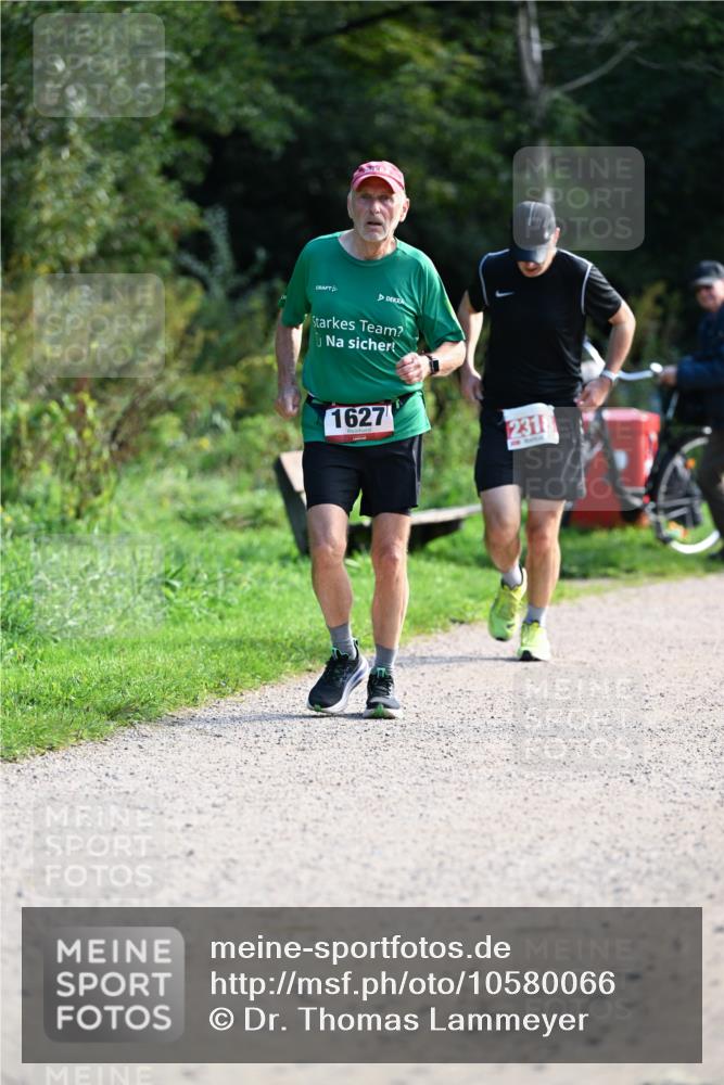 27.09.2026 - 35. Volkslauf durch das schöne Alstertal Dr. Thomas Lammeyer http://msf.ph/oto/10580066 27.09.2026 12:12:45 Laufen 1627, 2318 meine-sportfotos.de