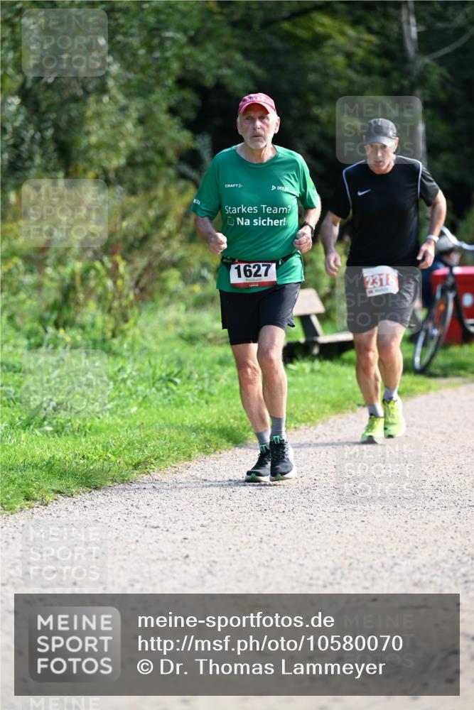 27.09.2026 - 35. Volkslauf durch das schöne Alstertal Dr. Thomas Lammeyer http://msf.ph/oto/10580070 27.09.2026 12:12:45 Laufen 1627, 2318 meine-sportfotos.de