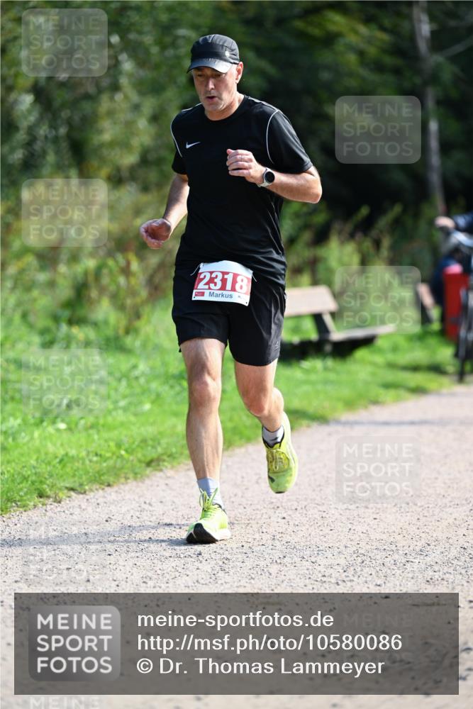 27.09.2026 - 35. Volkslauf durch das schöne Alstertal Dr. Thomas Lammeyer http://msf.ph/oto/10580086 27.09.2026 12:12:47 Laufen 2318 meine-sportfotos.de