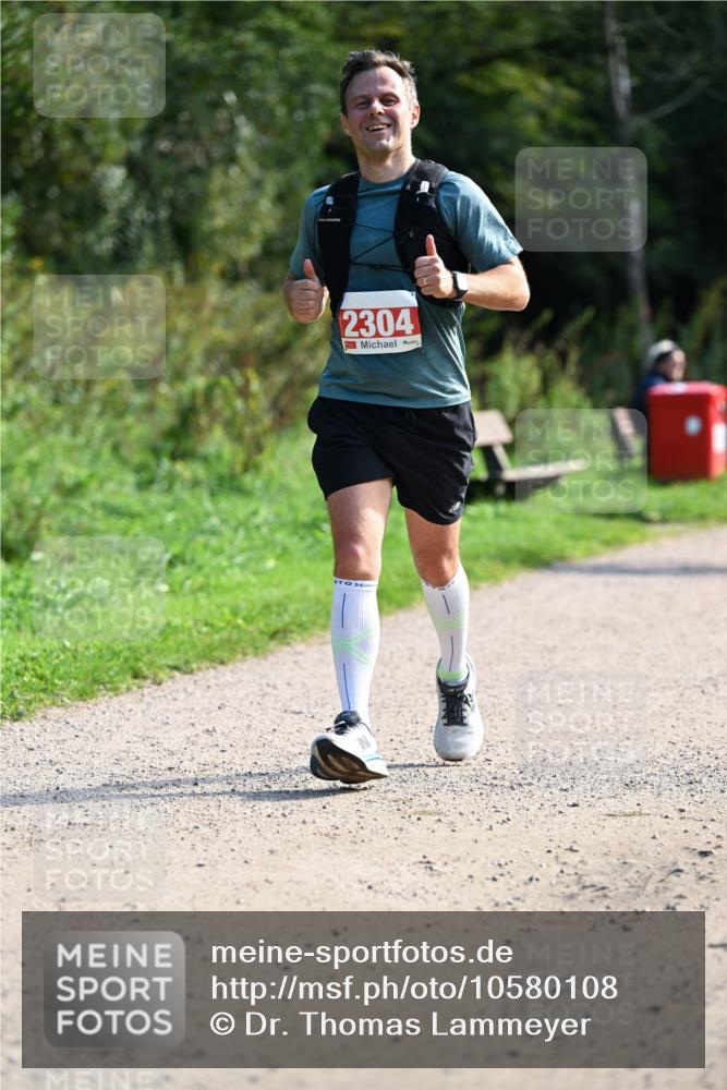 27.09.2026 - 35. Volkslauf durch das schöne Alstertal Dr. Thomas Lammeyer http://msf.ph/oto/10580108 27.09.2026 12:12:53 Laufen 2304 meine-sportfotos.de