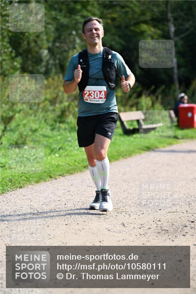 27.09.2026 - 35. Volkslauf durch das schöne Alstertal Dr. Thomas Lammeyer http://msf.ph/oto/10580111 27.09.2026 12:12:53 Laufen 2304 meine-sportfotos.de
